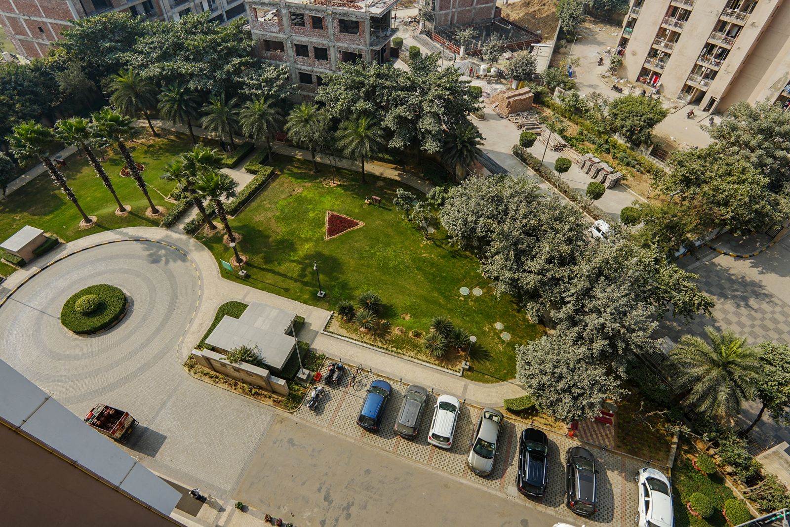 Emaar palm garden sector 83