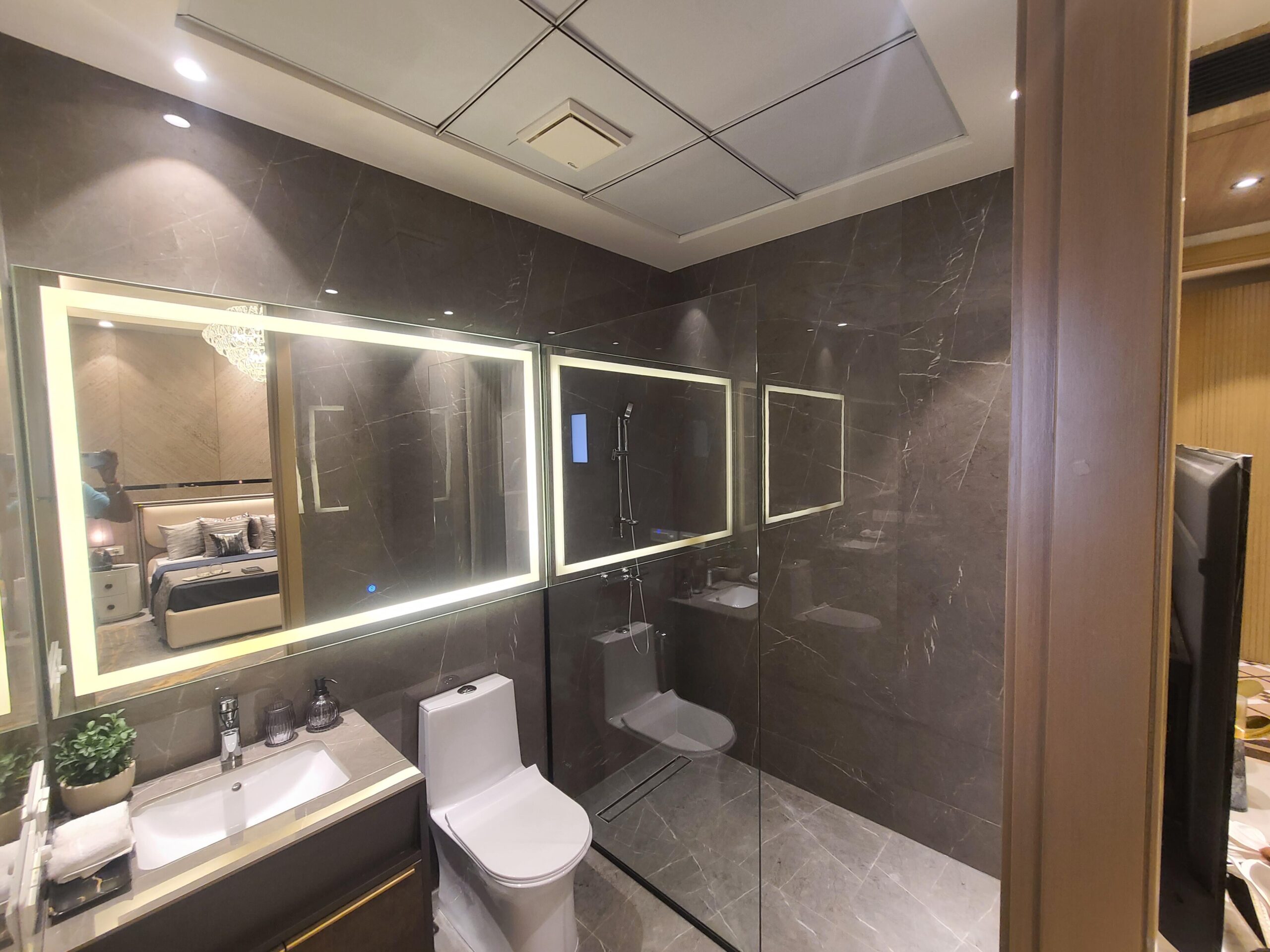 668629621O-1762336697686