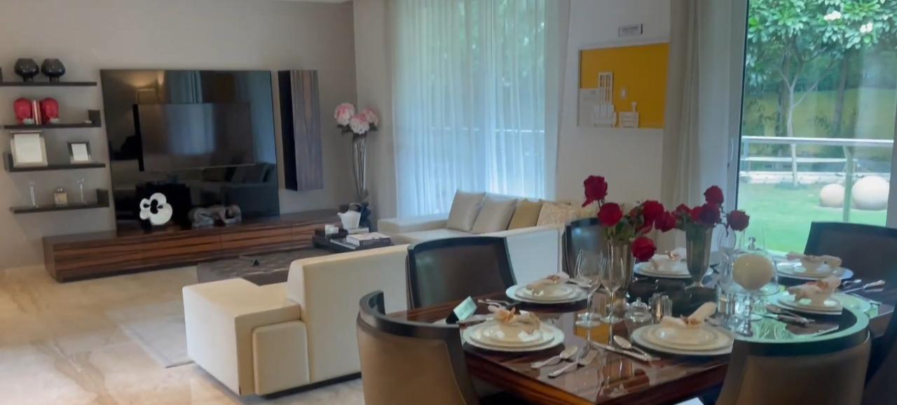 jmwwdfr_1692601310_440823670_optOrig