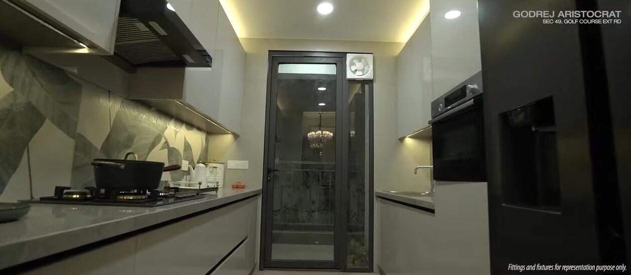 tgjl4ne_1722580889_508500179_optOrig