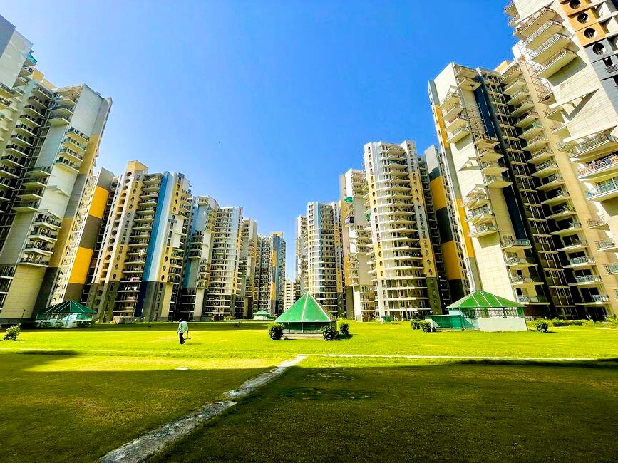 du0dn7w_1740380668_572157975_optOrig